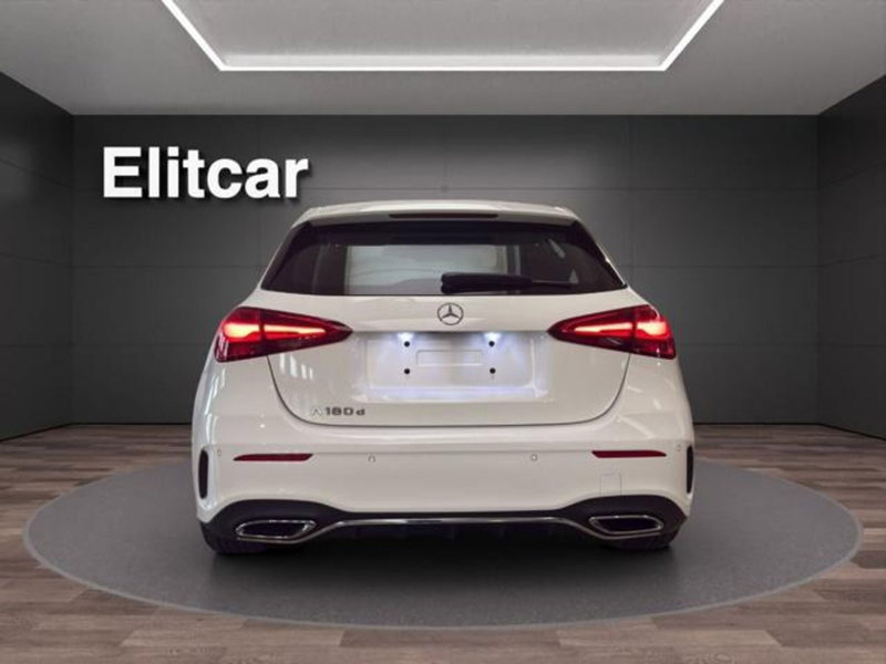 Mercedes-Benz Classe A Sedan usata a Milano (9)