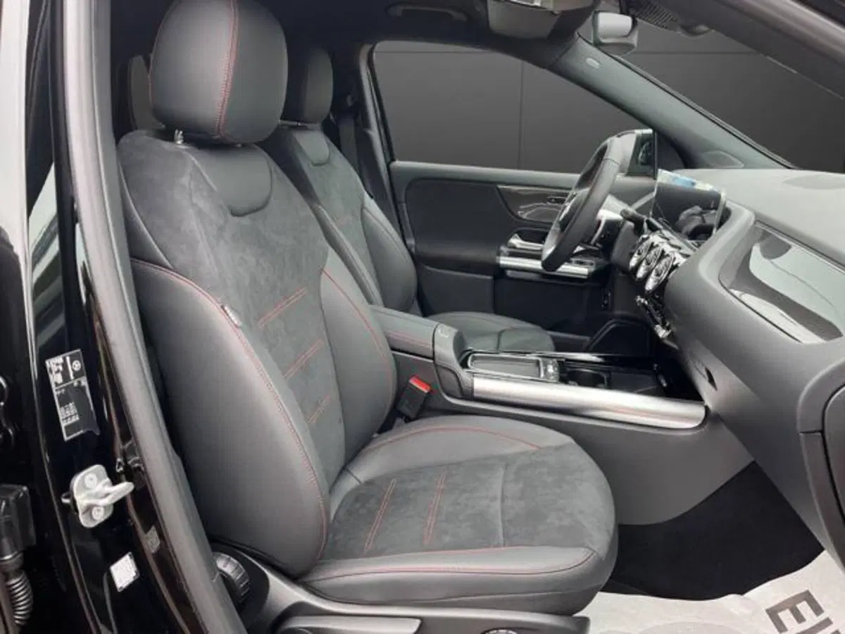 Mercedes-Benz GLA SUV usata a Milano (9)