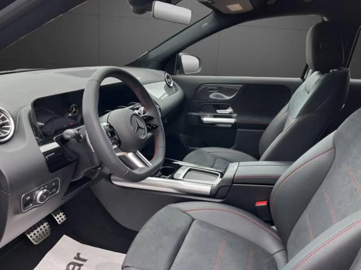 Mercedes-Benz GLA SUV usata a Milano (12)