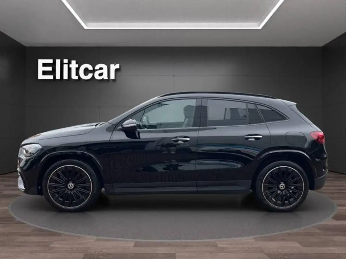 Mercedes-Benz GLA SUV usata a Milano (2)