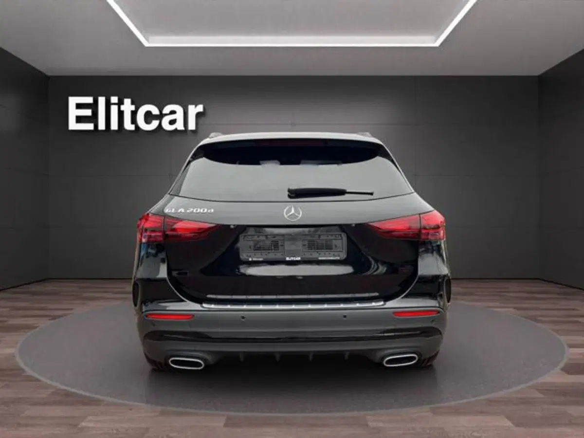 Mercedes-Benz GLA SUV usata a Milano (4)