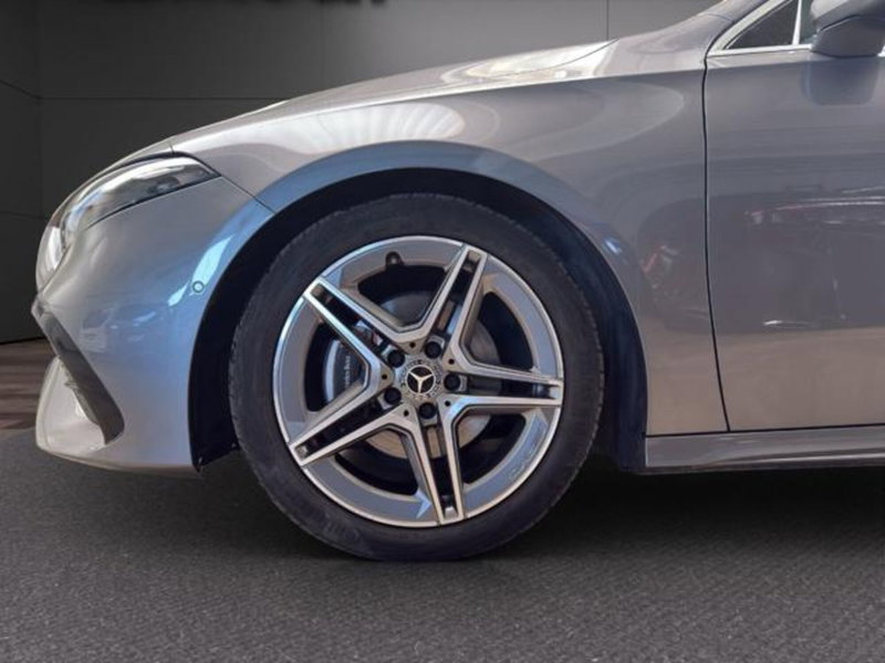 Mercedes-Benz Classe A Sedan usata a Milano (9)