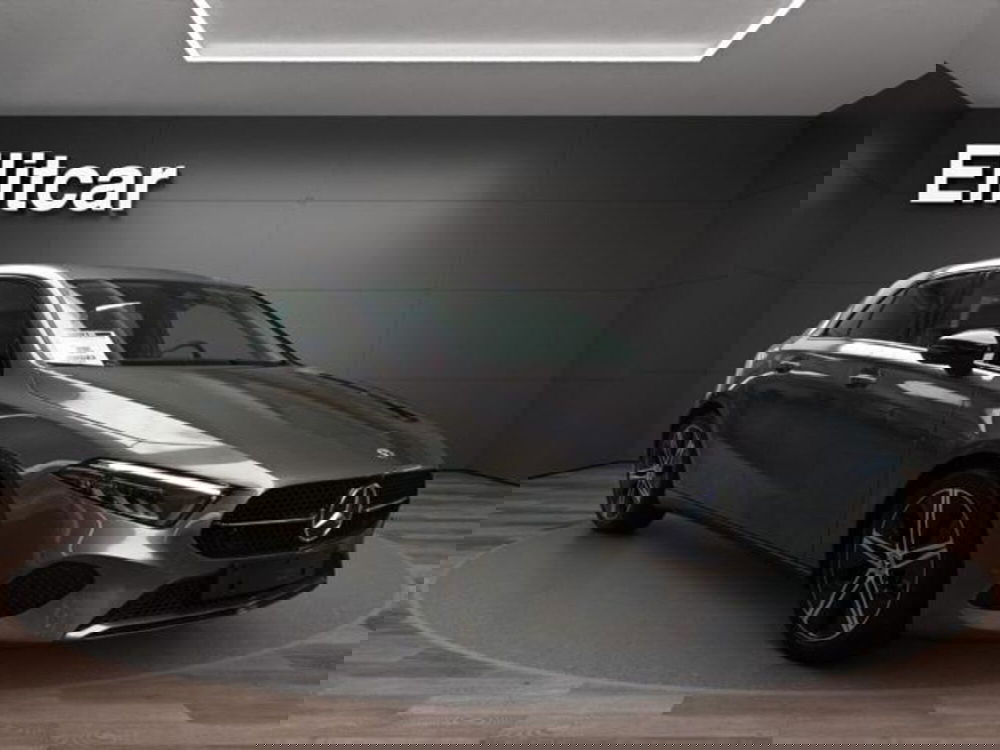 Mercedes-Benz Classe A Sedan usata a Milano (3)