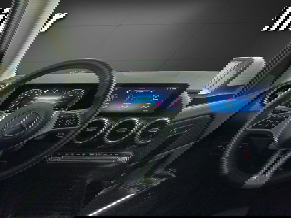 Mercedes-Benz Classe B usata a Milano (11)