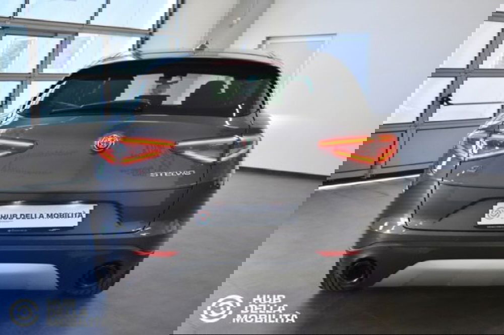 Alfa Romeo Stelvio usata a Perugia (5)