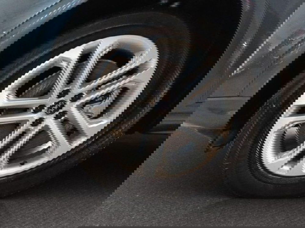 Audi Q5 Sportback nuova a Novara (9)