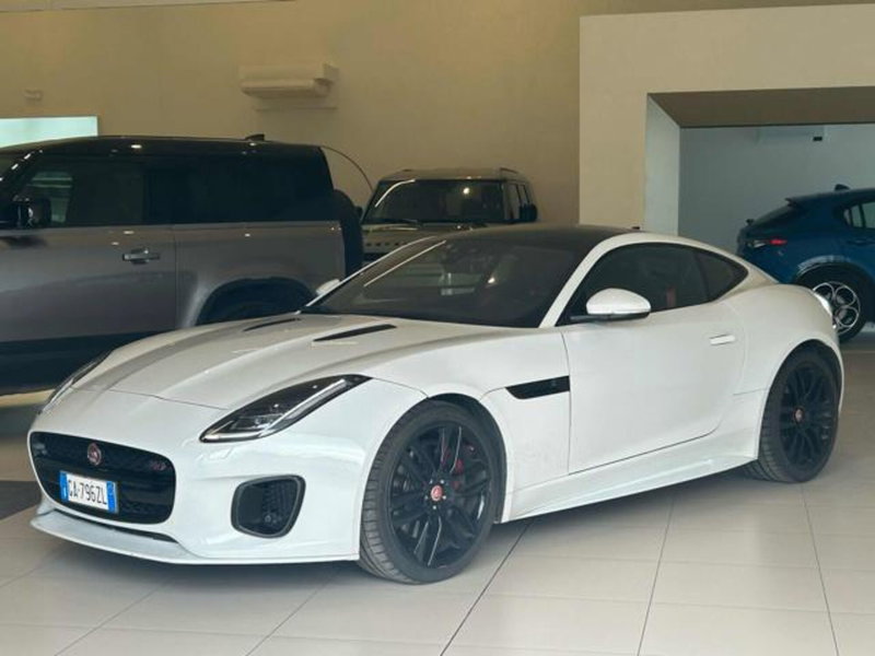 Jaguar F-Type Coupé usata a Lucca (3)