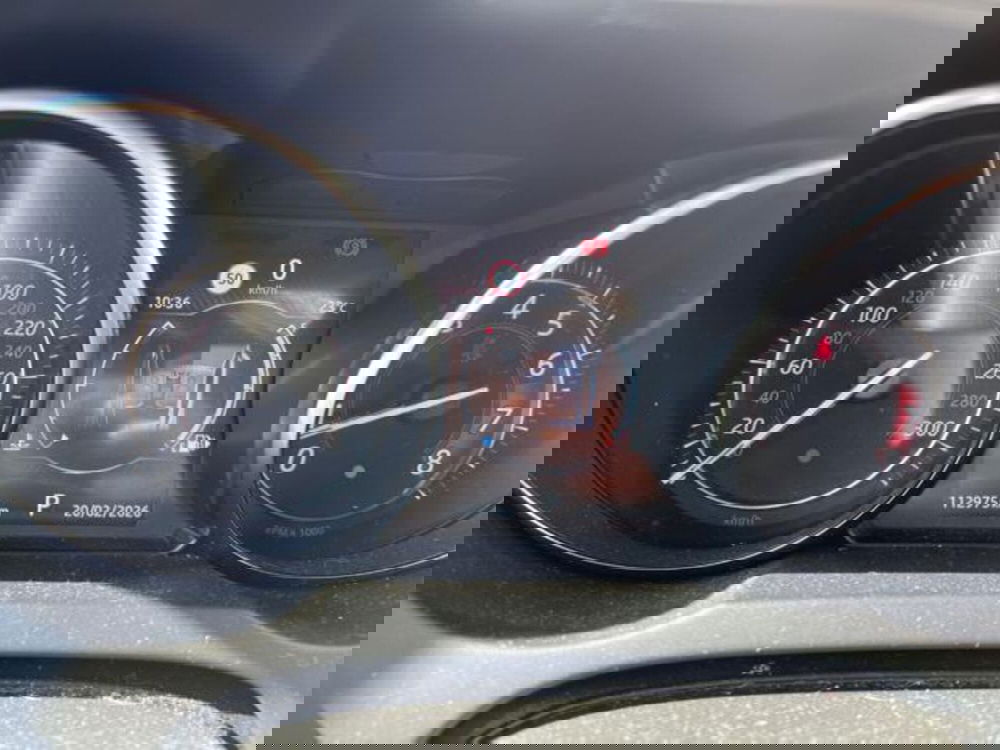 Jaguar F-Type Coupé usata a Lucca (7)