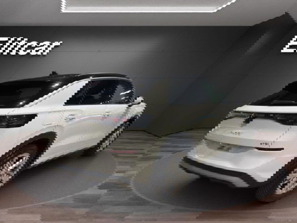 Volkswagen T-Roc nuova a Novara (4)