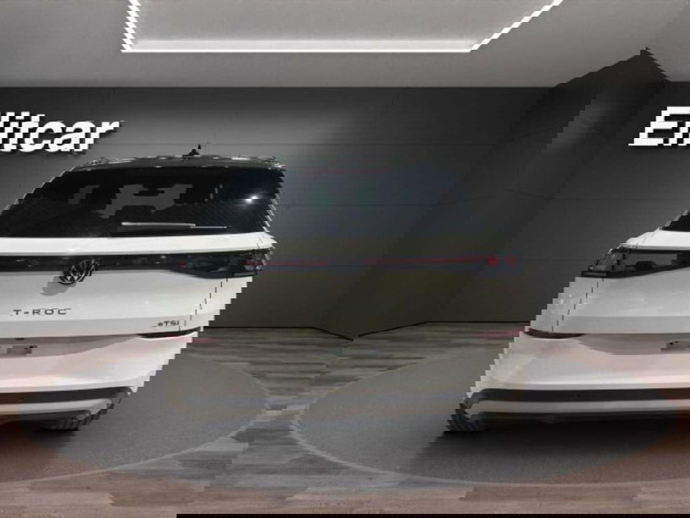 Volkswagen T-Roc nuova a Novara (5)