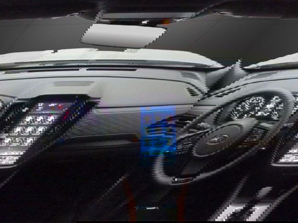 Subaru Forester nuova a Novara (9)