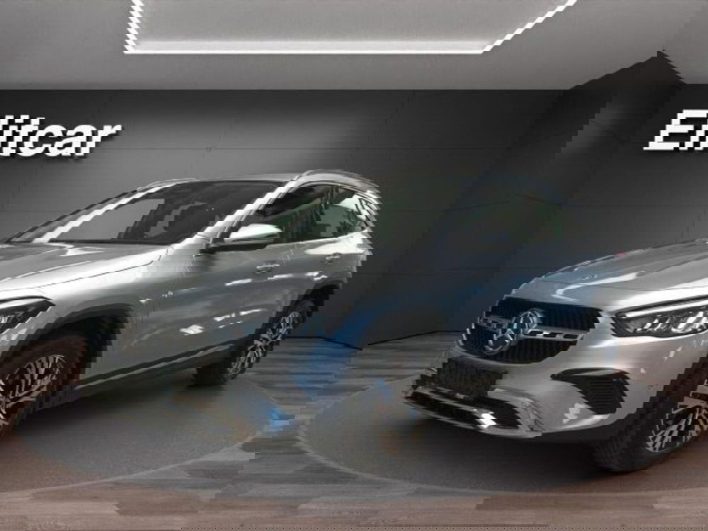 Mercedes-Benz GLA SUV usata a Novara