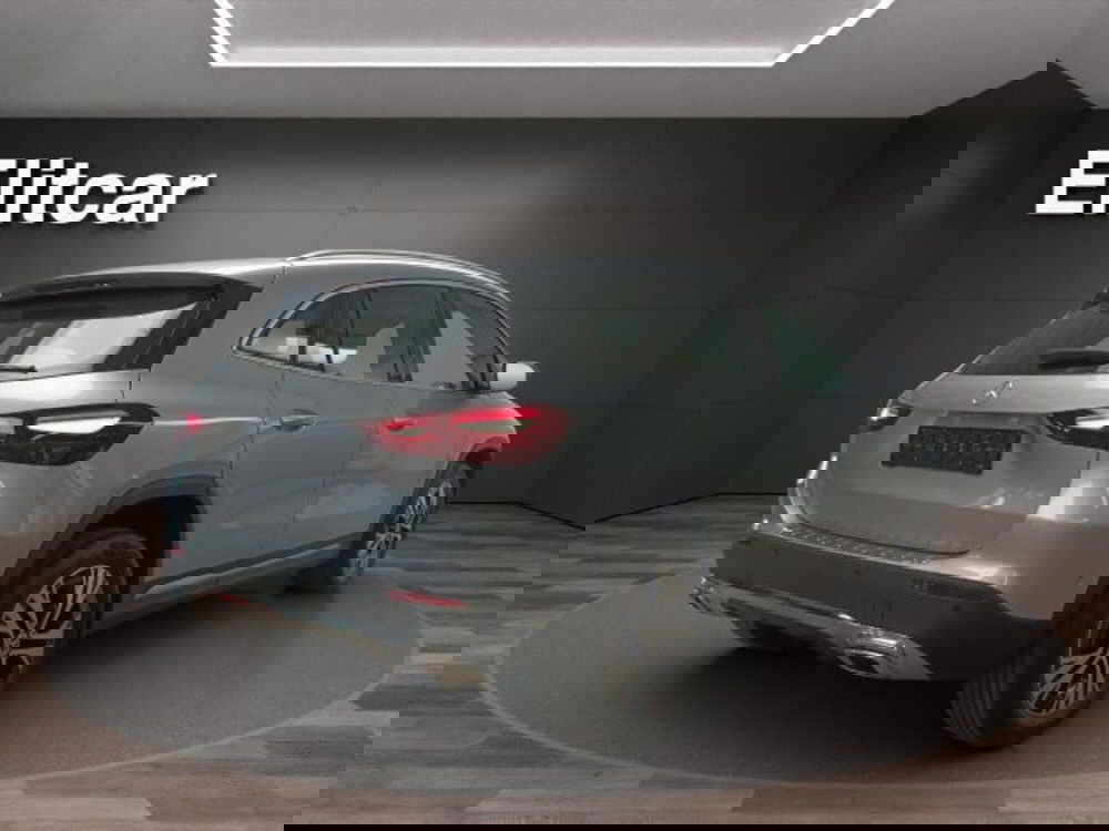 Mercedes-Benz GLA SUV usata a Novara (7)