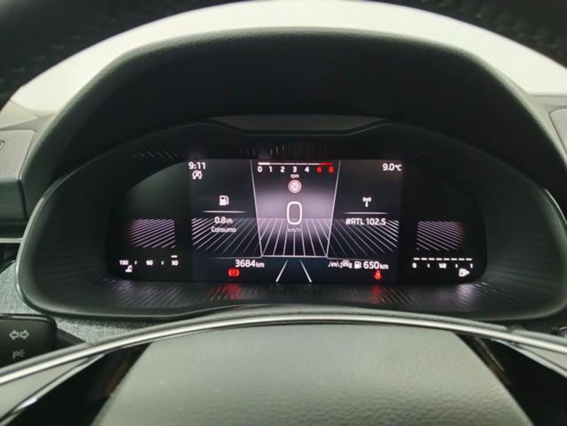 Skoda Kamiq usata a Como (10)