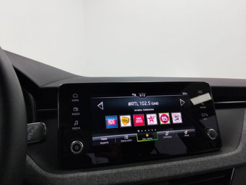 Skoda Kamiq usata a Como (11)