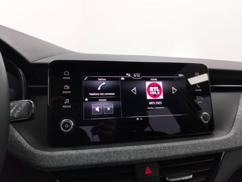 Skoda Kamiq usata a Como (13)