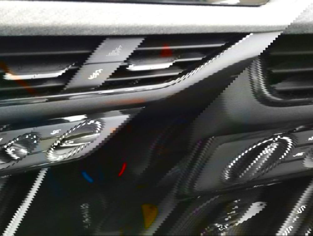 Skoda Kamiq usata a Como (15)