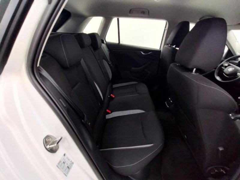 Skoda Kamiq usata a Como (5)