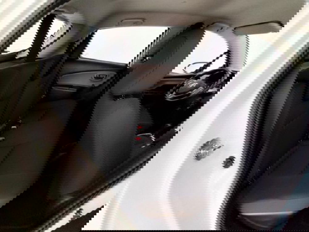 Toyota Yaris Cross usata a Como (5)