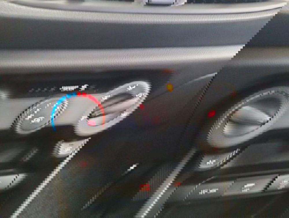 Kia Picanto nuova a Como (18)