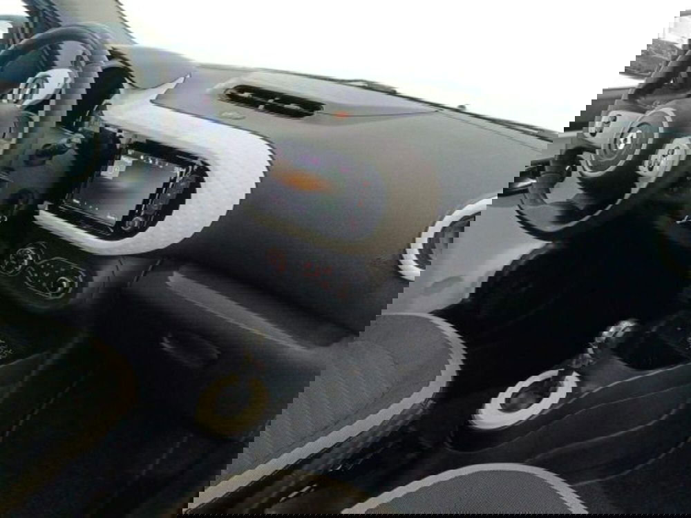 Renault Twingo usata a Catania (9)