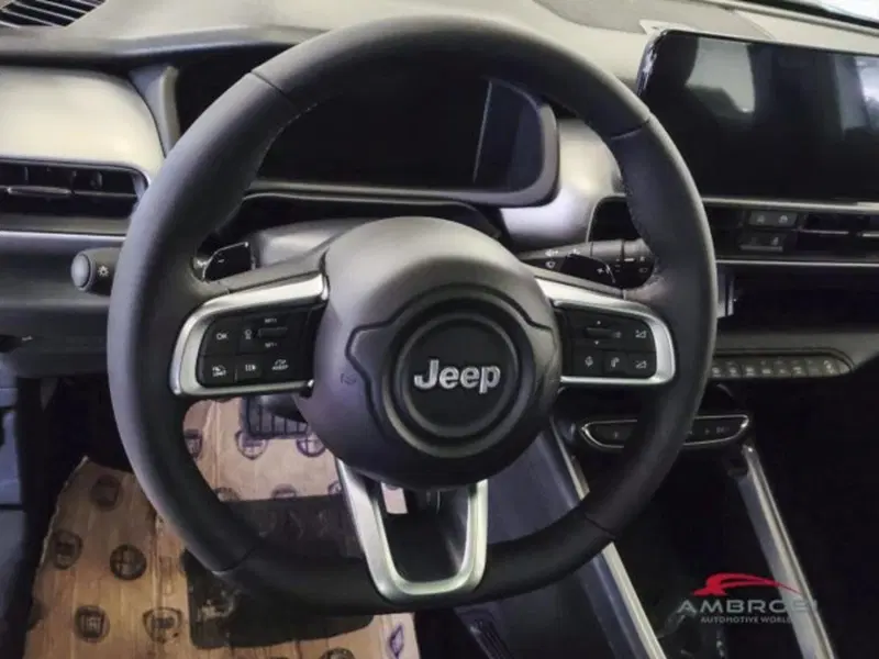 Jeep Avenger nuova a Perugia (14)