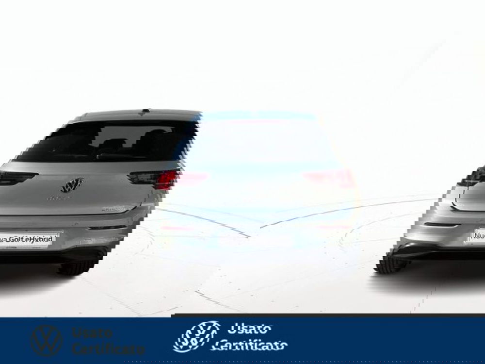 Volkswagen Golf nuova a Vicenza (5)