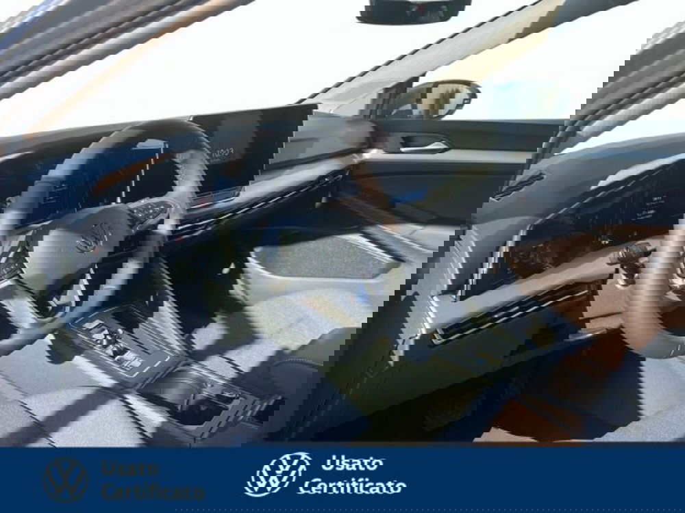 Volkswagen Golf nuova a Vicenza (7)