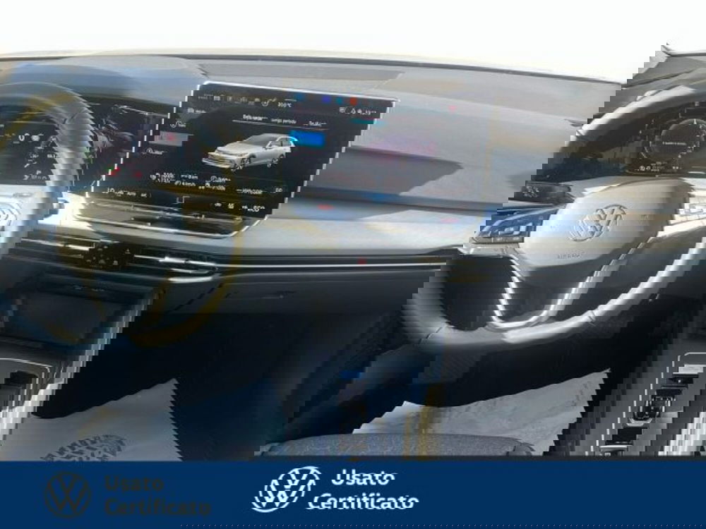 Volkswagen Golf nuova a Vicenza (8)