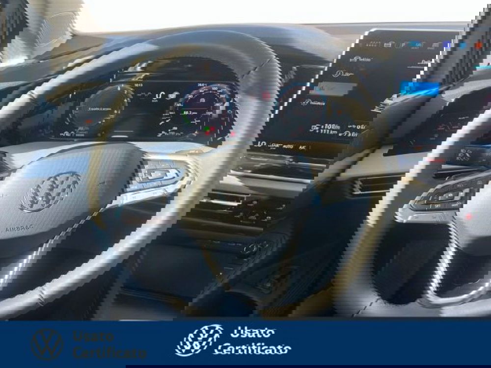 Volkswagen Golf nuova a Vicenza (9)