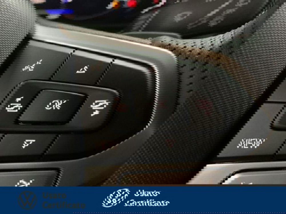 Volkswagen T-Roc nuova a Vicenza (10)