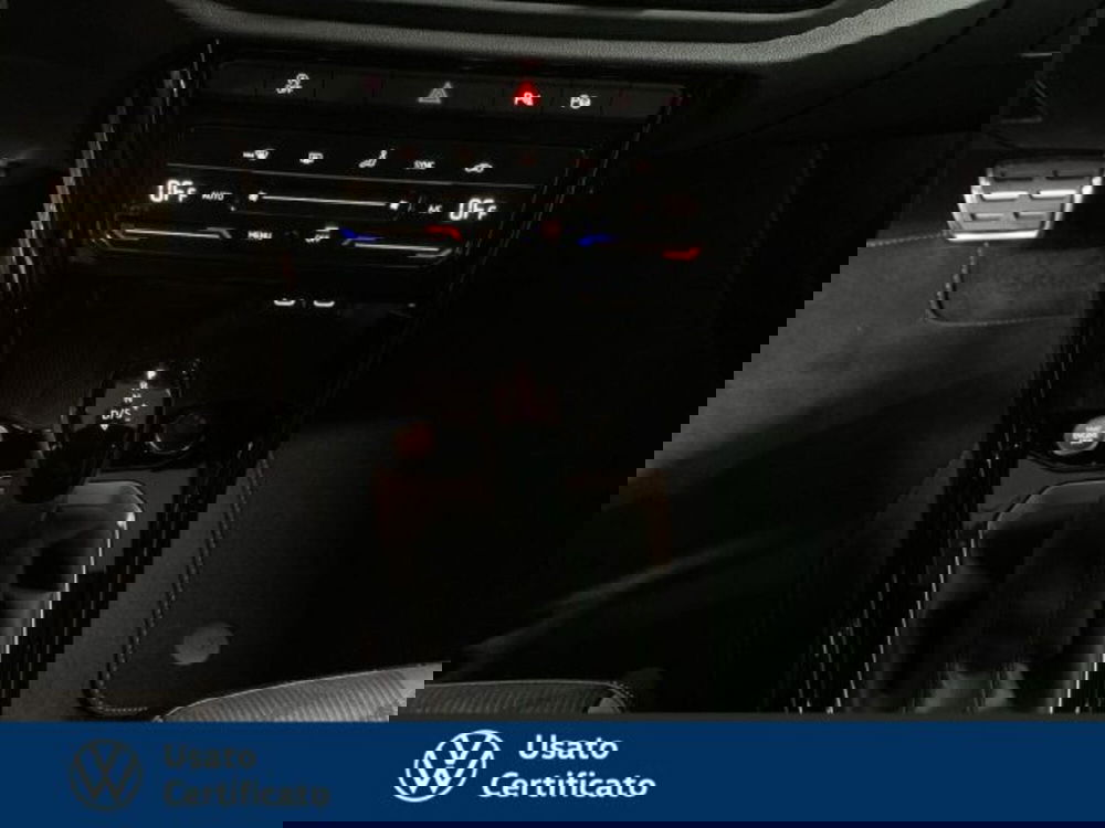 Volkswagen T-Roc nuova a Vicenza (18)