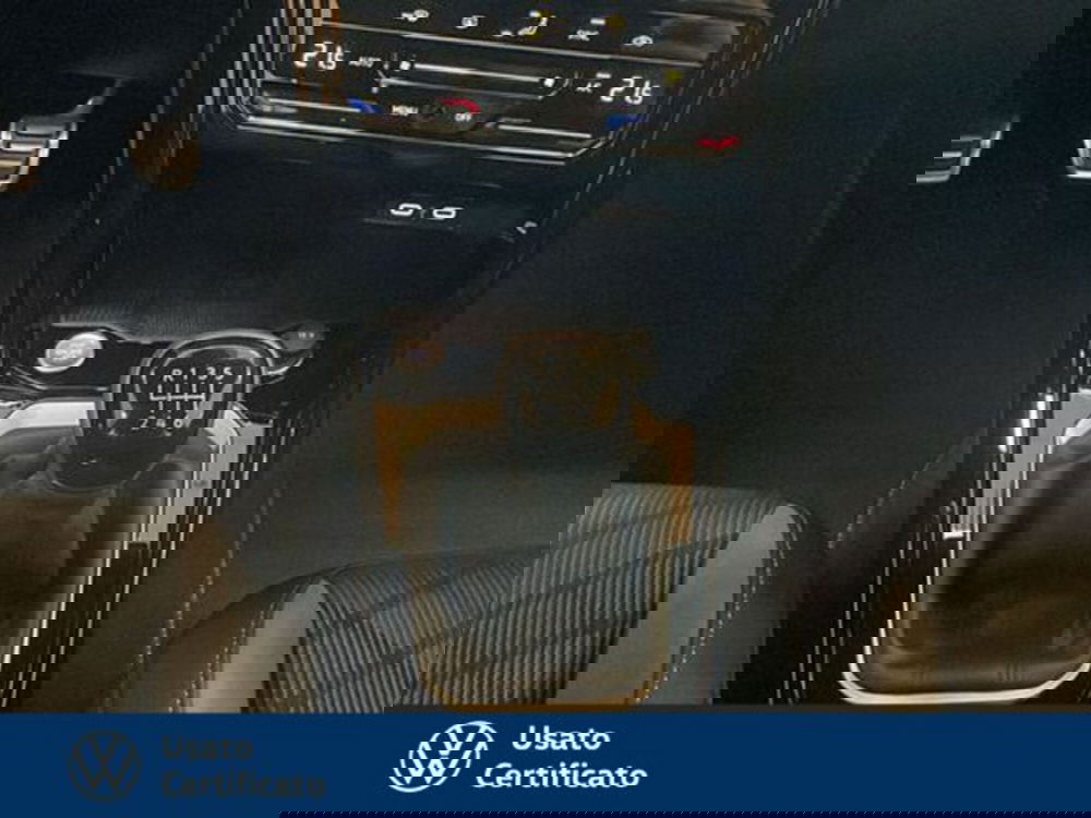 Volkswagen T-Roc nuova a Vicenza (11)