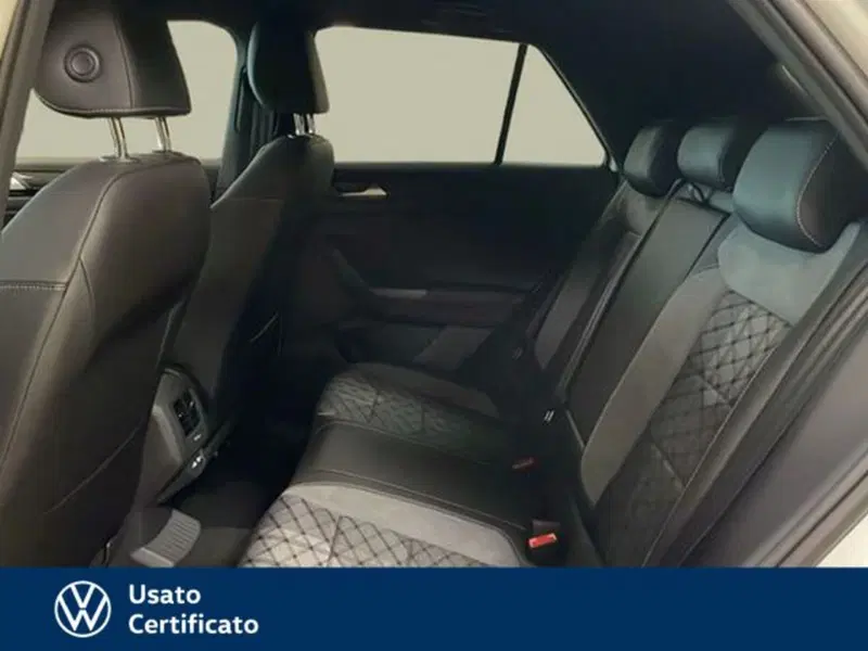 Volkswagen T-Roc nuova a Vicenza (12)