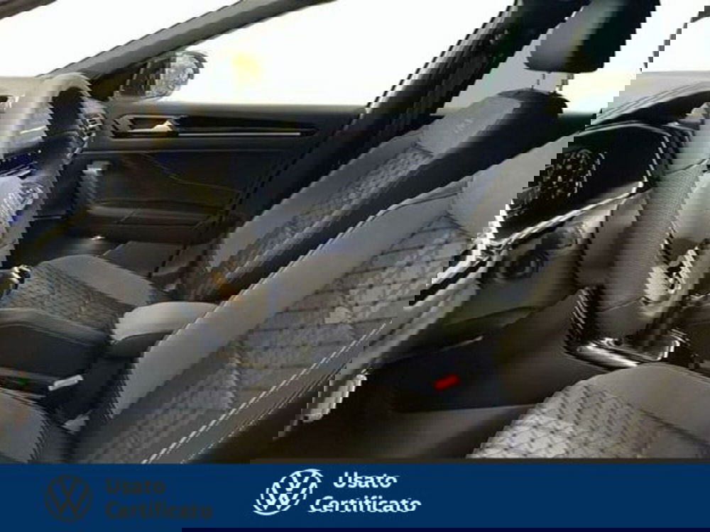 Volkswagen T-Roc nuova a Vicenza (13)