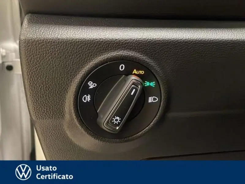 Volkswagen T-Roc nuova a Vicenza (16)