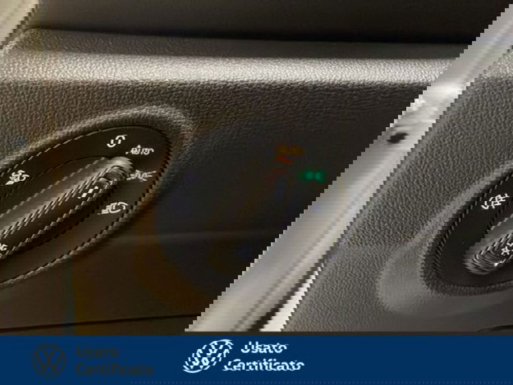 Volkswagen T-Roc nuova a Vicenza (16)