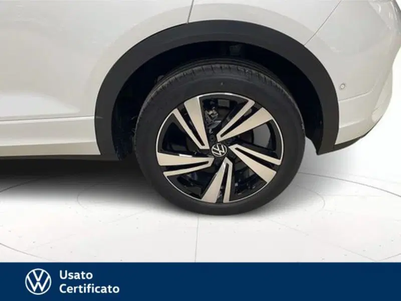 Volkswagen T-Roc nuova a Vicenza (18)