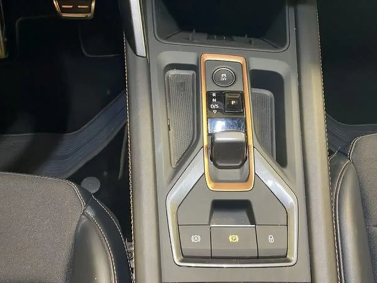 Cupra Leon usata a Vicenza (11)