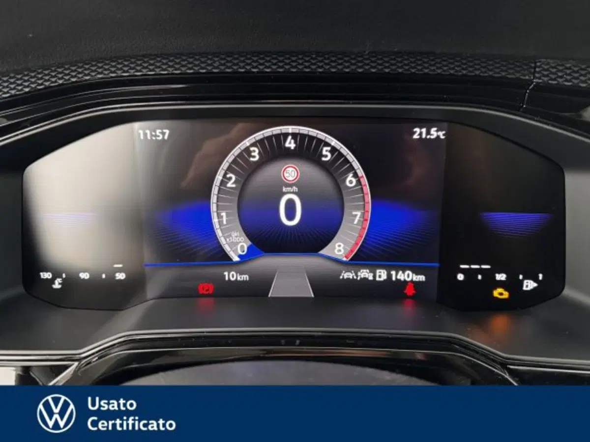 Volkswagen Polo nuova a Vicenza (12)