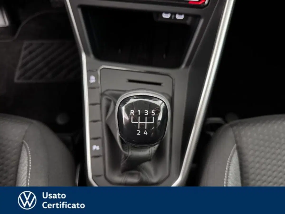 Volkswagen Polo nuova a Vicenza (16)