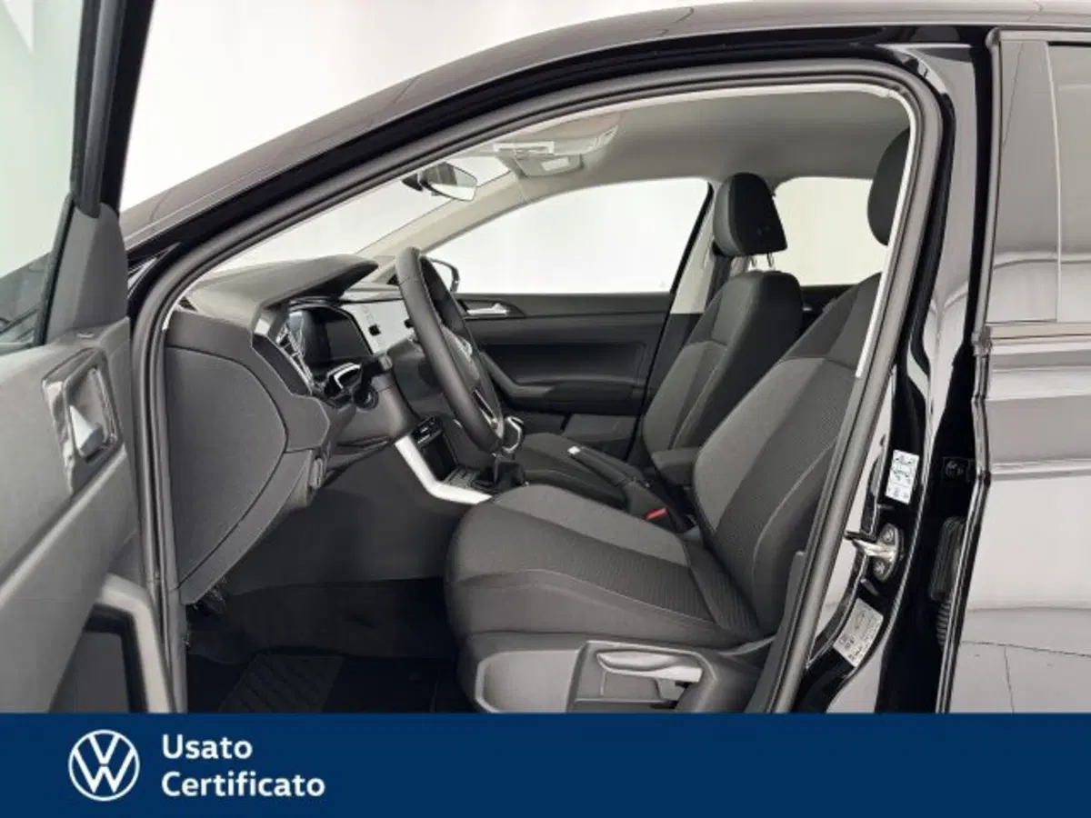 Volkswagen Polo nuova a Vicenza (7)