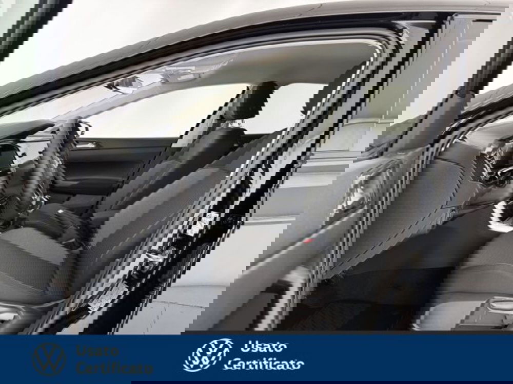 Volkswagen Polo nuova a Vicenza (7)