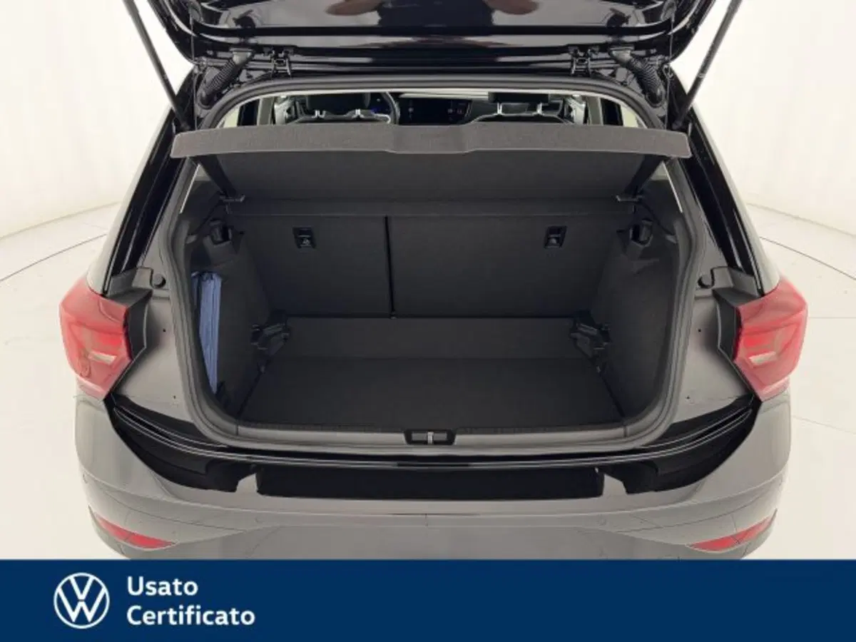 Volkswagen Polo nuova a Vicenza (9)