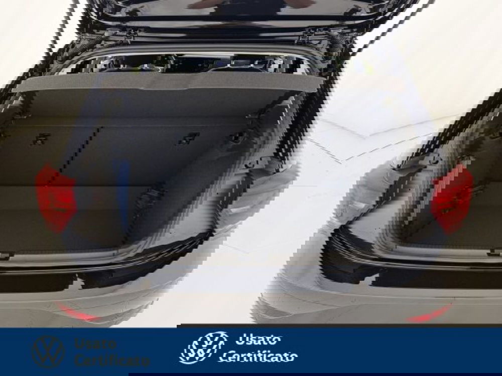 Volkswagen Polo nuova a Vicenza (9)