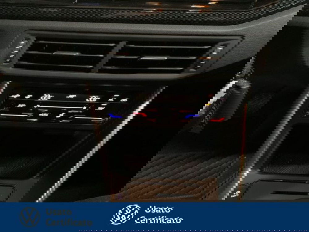 Volkswagen Polo nuova a Vicenza (16)