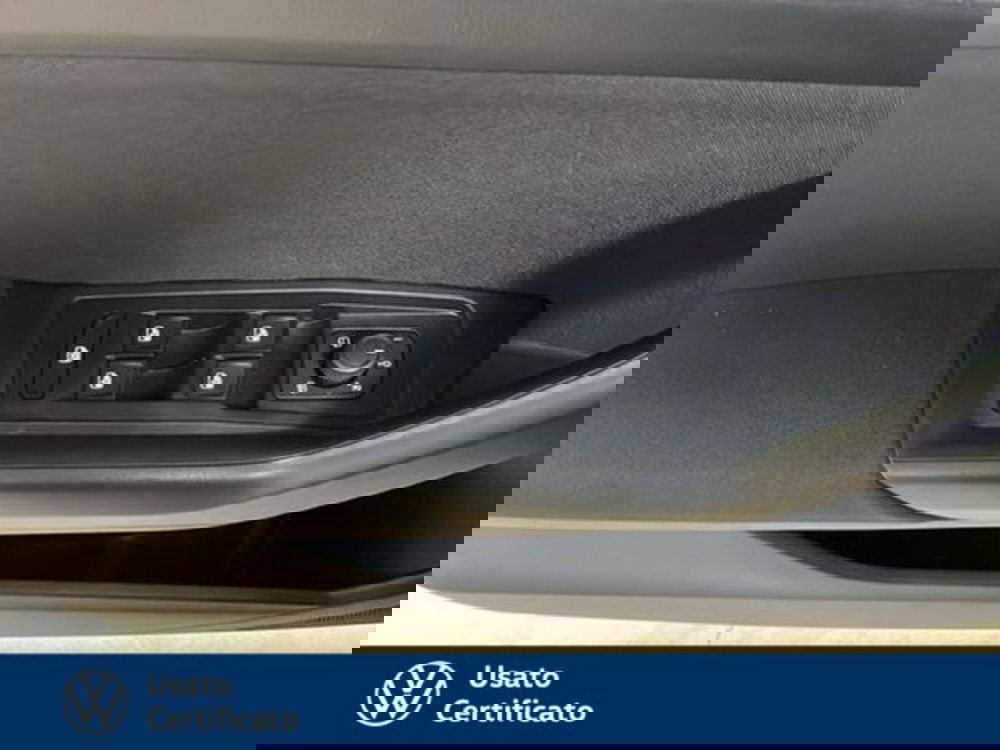 Volkswagen T-Roc usata a Vicenza (17)