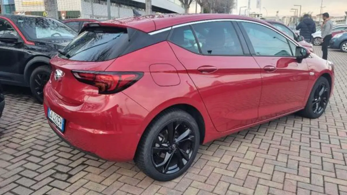 Opel Astra usata a Savona (5)