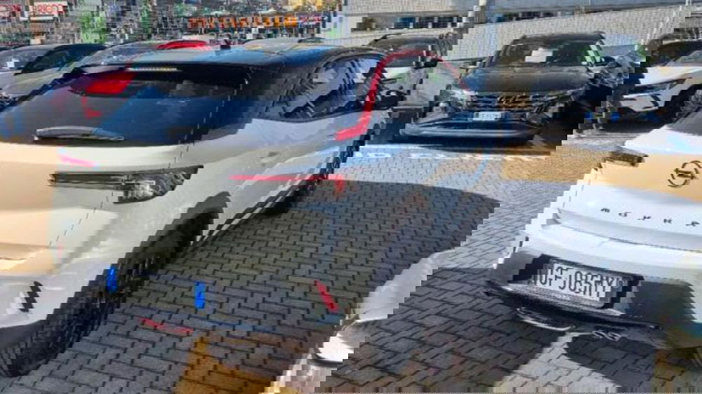 Opel Mokka usata a Savona (17)