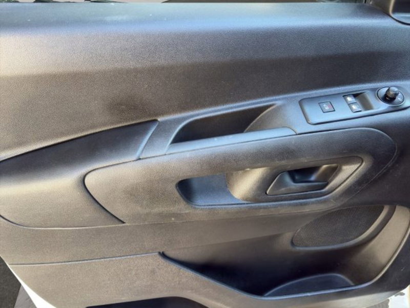 Opel Combo Furgone usata a Perugia (17)